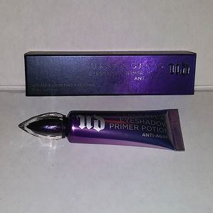 Urban Decay Eyeshadow Primer Potion